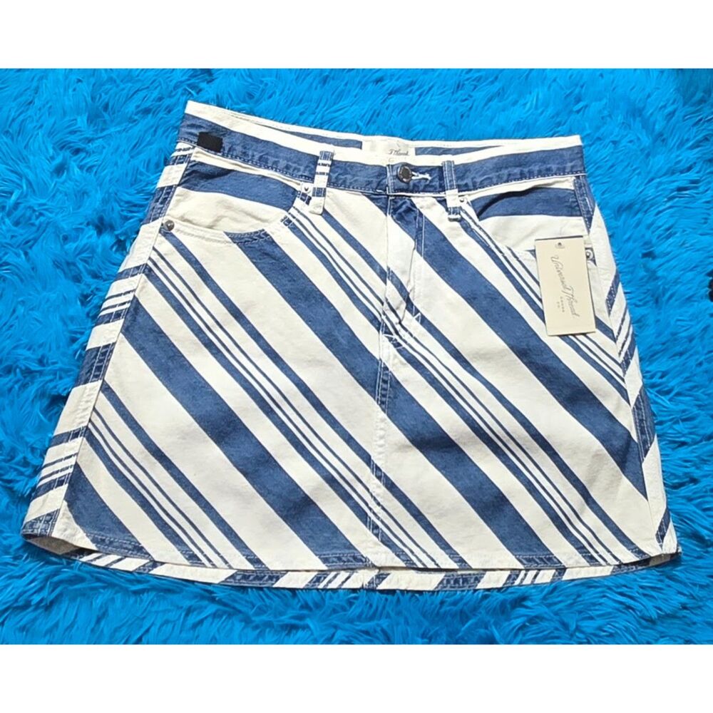 Universal Thread Women's Striped Denim Mini Skirt - Size 6